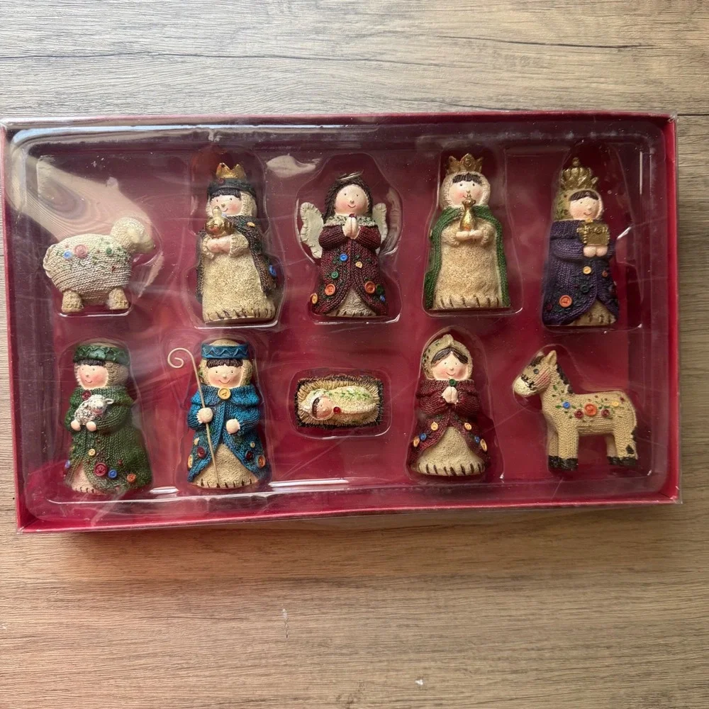 Hobby Lobby Nativity Set 10pc New Multicolor Faux Knit Resin Figurines HL9154473